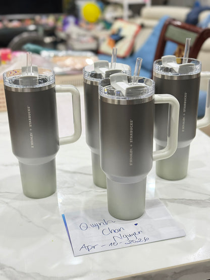 Starbucks x Stanley Silver Chrome Thailand 40oz